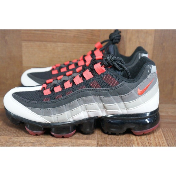 size 4 nike vapormax